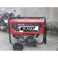 Máy phát điện chạy xăng Tomikama HLC 6800s có đề