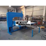 Máy cắt mút xốp CNC 