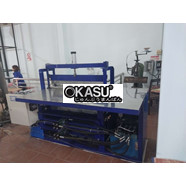  Máy gấp ép vuông gáy vở học sinh GKV-560A
