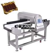 Máy dò kim loại CQ-806 dùng để phát hiện khoai tây chiên đóng gói trong giấy bạc