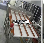 Máy dò kim loại thực phẩm có thể điều chỉnh độ chính xác cao dành cho phô mai