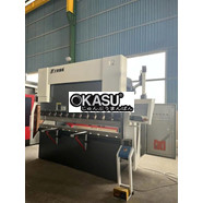 Máy chấn CNC điện thủy lực 70T2500
