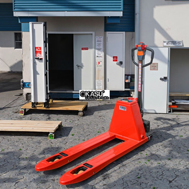 xe nang voi pin lithium dien pallet xe tai va stacker kusami ksm-15e hinh 1