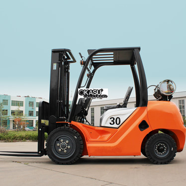 xe nang dong co dot trong kusmai ksm-30fg 3-6 tan hinh 1