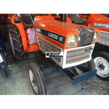 may cay kubota l2002-m hinh 1