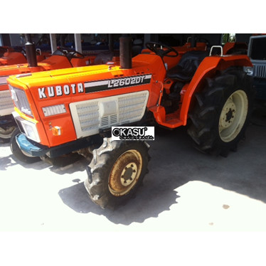 may cay kubota l2602dt 4wd hinh 1