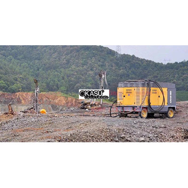 may nen khi truc vit di dong atlas copco xrhs1096 hinh 1