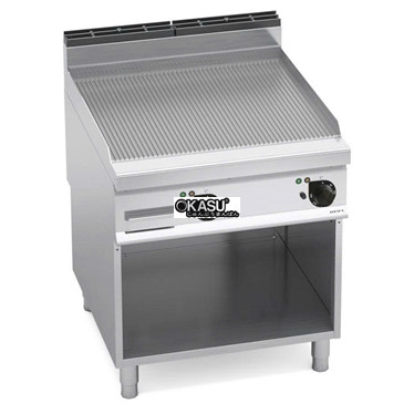 bep nuong dien co ranh gan tren tu e9fr8m-2 hinh 1