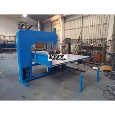 may cat mut xop cnc hinh 1