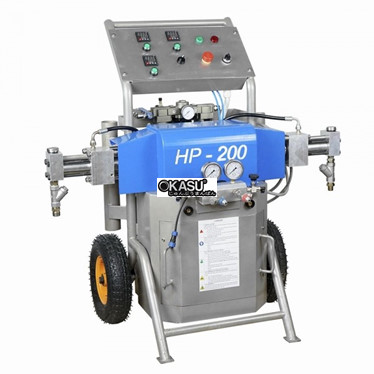 may phun foam cach nhiet polyurethane va polyurea chong tham hinh 1