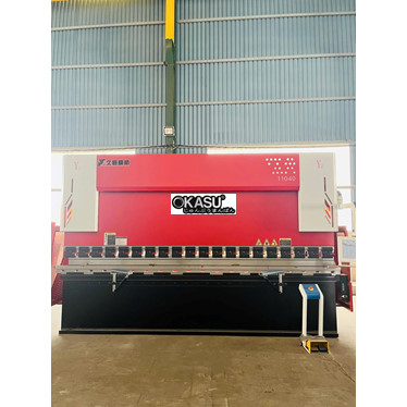 may chan cnc dien thuy luc 110t4000 hinh 1