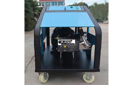 may bom rua xe cong suat lon kumisai kms 550 hinh 2