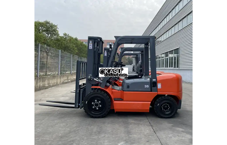 xe nang 3 tan kusami ksm30 hinh 3