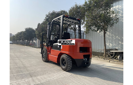 xe nang dau, may nang hang nang kusami  hinh 4