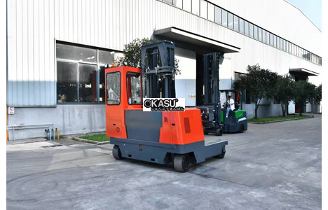 xe nang dien da huong 2-5 tan xoay 360 do kusami ksm20/25/30 hinh 2