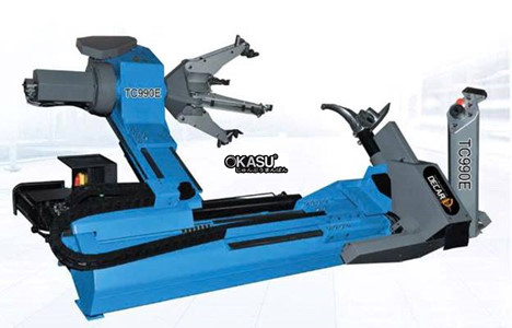 may ra vao lop xe tai xe cong trinh tc990e hinh 2