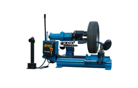 may ra vao lop xe tai co lon lc-568 hinh 2