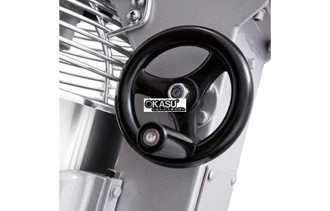 may tron bot 20 lit b20m hinh 4