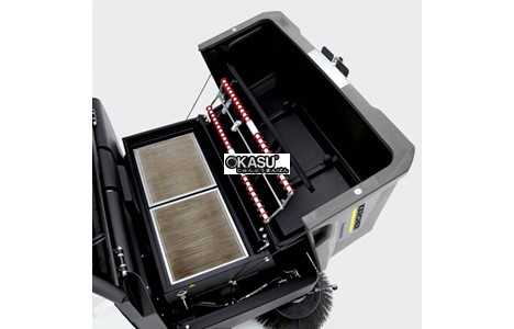 xe quet hut ngoi lai karcher km 130/300 r d hinh 5