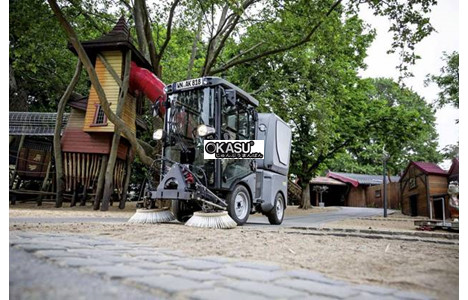 xe quet rac do thi karcher mc 80 hinh 2