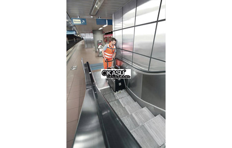may lam sach thang may cuon karcher br 47/35 esc hinh 3