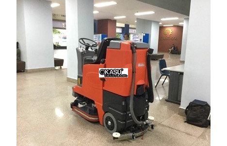 may cha san ngoi lai scrubmaster b175r hinh 2