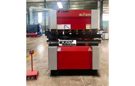 may chan cnc truc duoi len 50t1600 hinh 2