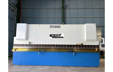 may chan cnc dien thuy luc 300t6000 hinh 2