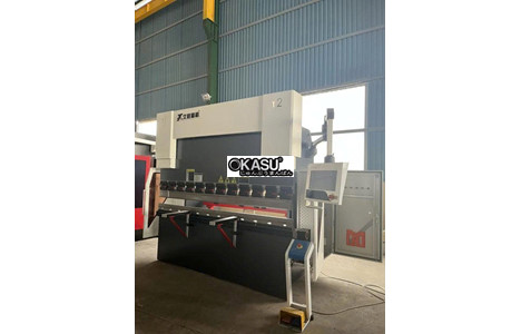 may chan cnc dien thuy luc 70t2500 hinh 2