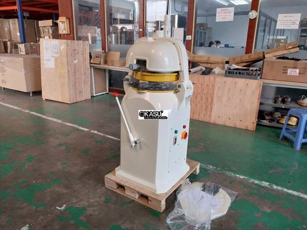 lo nuong pizza bang chuyen dung dien hongling pze-32a (32 inch) hinh 1