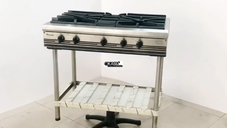 bep gas cong nghiep chan cao rinnai rsb-320l hinh 0