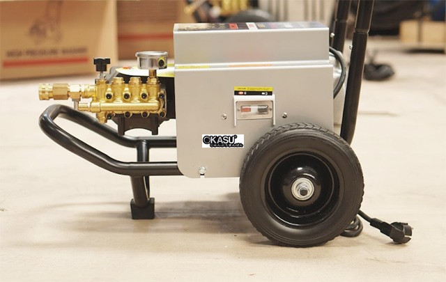 may nen rua xe cong nghiep kumisai 80/2.2 hinh 1