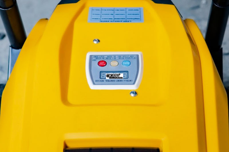 may rua xe chuyen nghiep kumisai kms3300 hinh 1