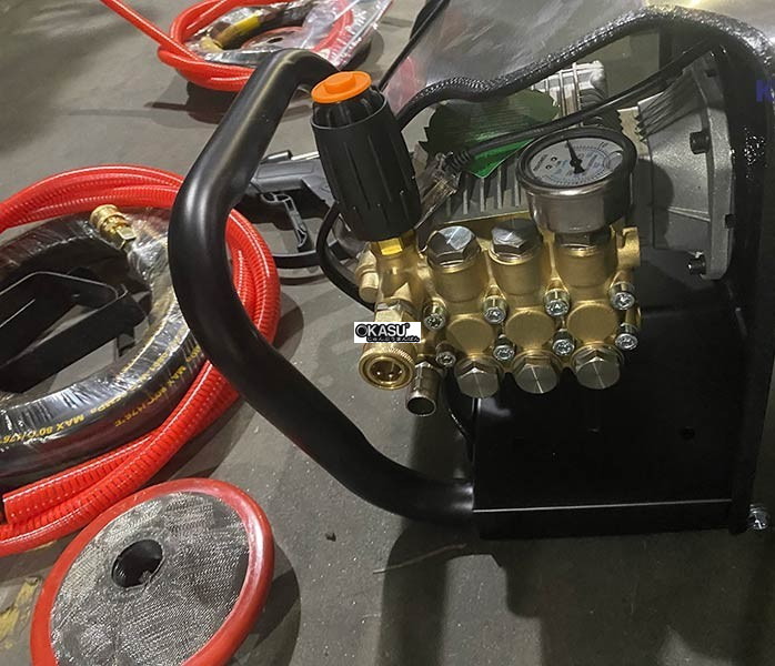 may rua xe o to cao ap kungfu kf 3.0kw hinh 1