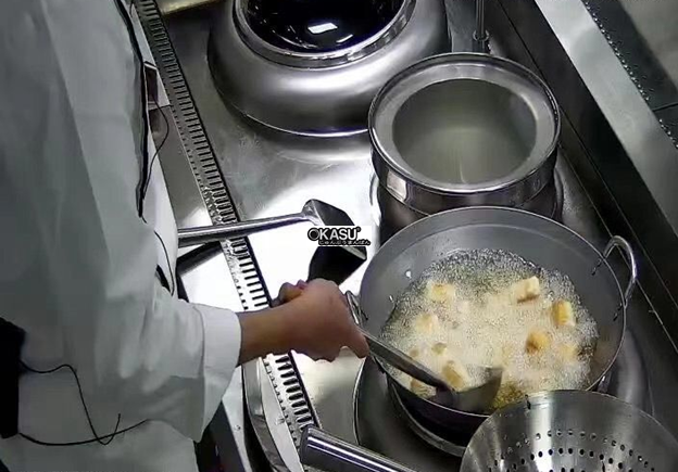 bep dien tu lom co chan lt-x300-e112 hinh 1