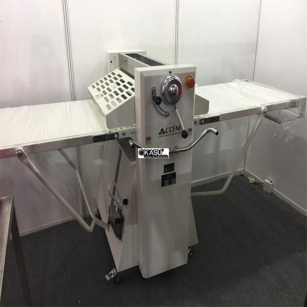 may can bot dat san ccfm cr-304-n hinh 0