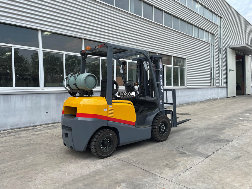 xe nang xang 2 tan, 3 tan, 5 tan kusami hinh 1