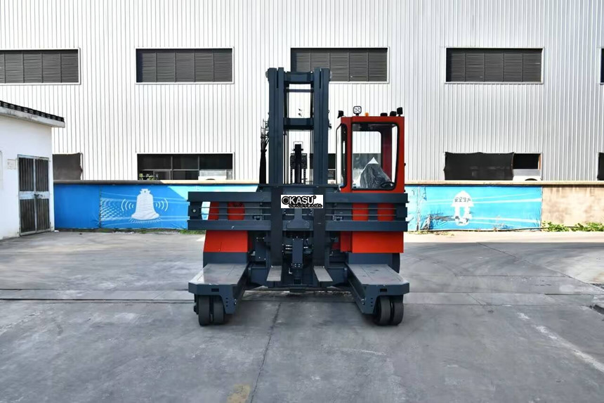 xe nang tat ca cac huong cho loi di hep 3 tan, 4 tan, 5 tan kusami  hinh 1