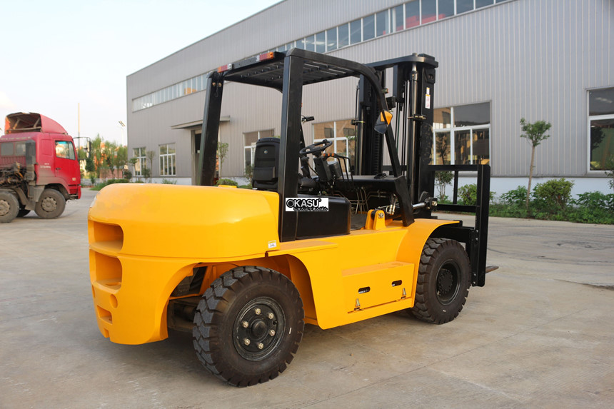 xe nang xang 2 tan, 3 tan, 5 tan, 7 tan, 10 tan kusami  hinh 0