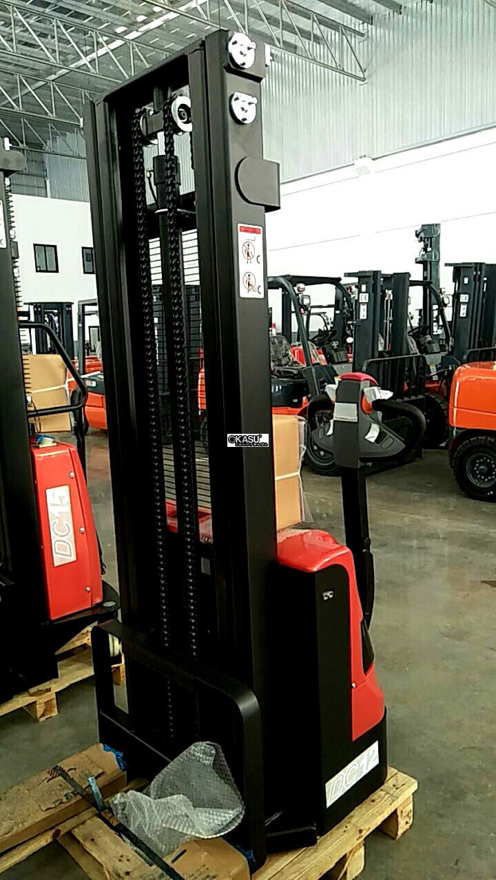 xe nang pallet dien– tai trong 1200kg, chieu cao nang 1,6m – 3,5m kusmai ksm-12aj hinh 1