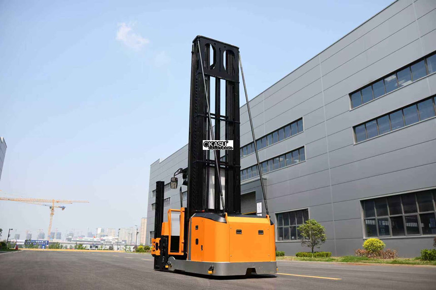 xe nang 3 chieu 1.5 tan ngoi lai kusami ksm-15sm hinh 1