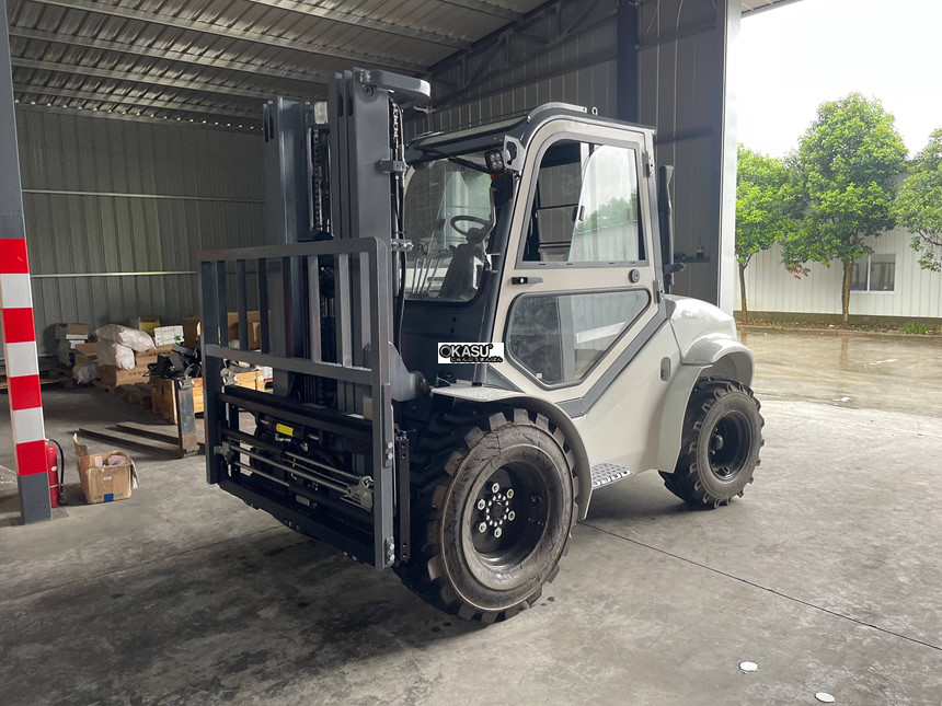 xe nang 2.5 tan- 3.5 tan linh hoat moi dia hinh kusmai ksm-35a hinh 0