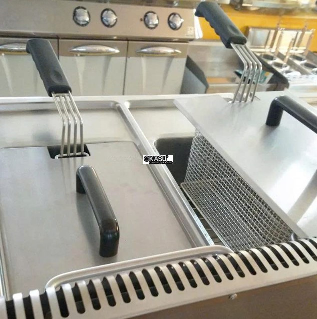 bep chien nhung dung gas 14l voi 2 binh chua kolner gf-565 hinh 2