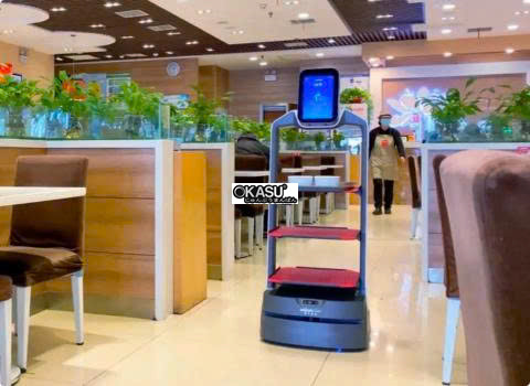 robot giao hang ai luckibot hinh 7