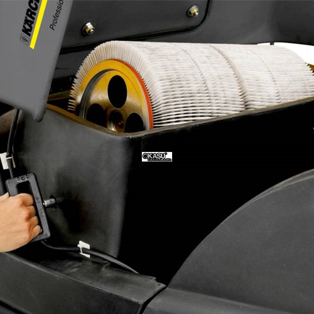 xe quet hut ngoi lai karcher km 100/100 r g hinh 2