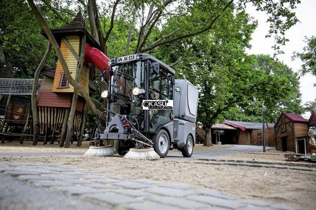 xe quet rac do thi karcher mc 80 hinh 0