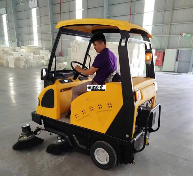 xe quet hut bui ngoi lai co kinh truoc va mai che magnum mn-e800w hinh 1