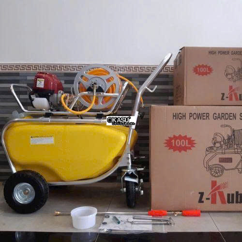 may phun thuoc chay xang 4 thi z-kubota hm-100l hinh 0