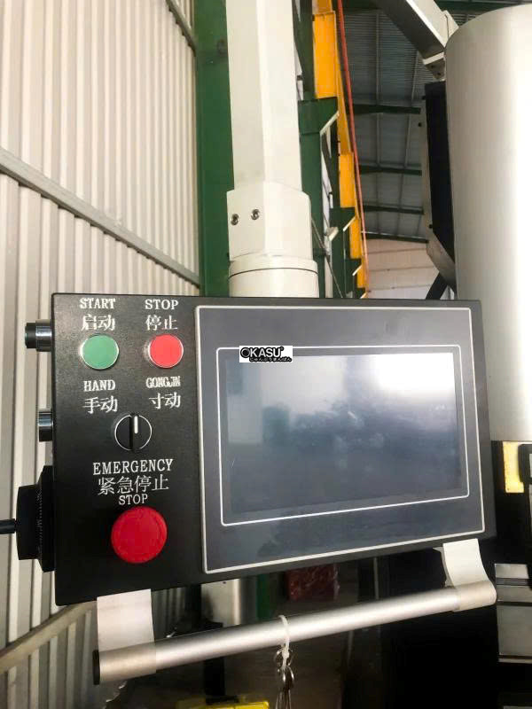 may chan cnc truc duoi len 35t1200 hinh 2