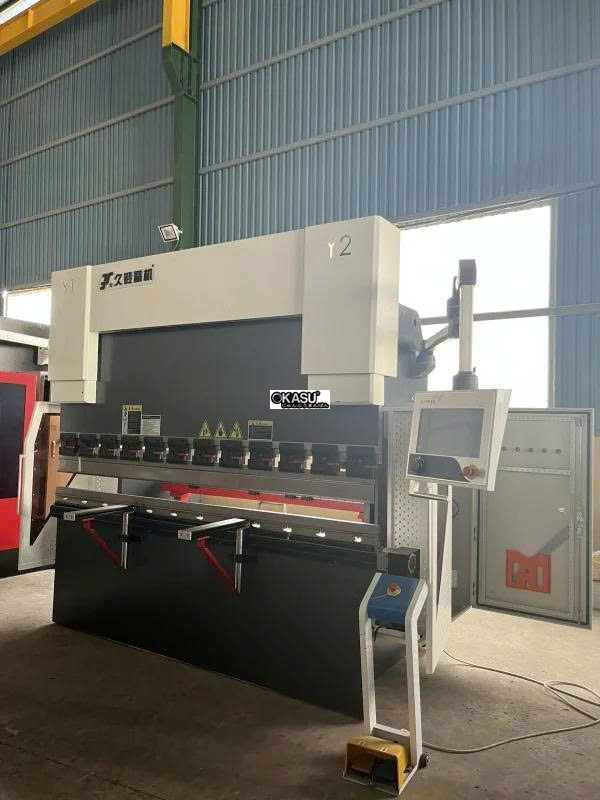 may chan cnc dien thuy luc 70t2500 hinh 0